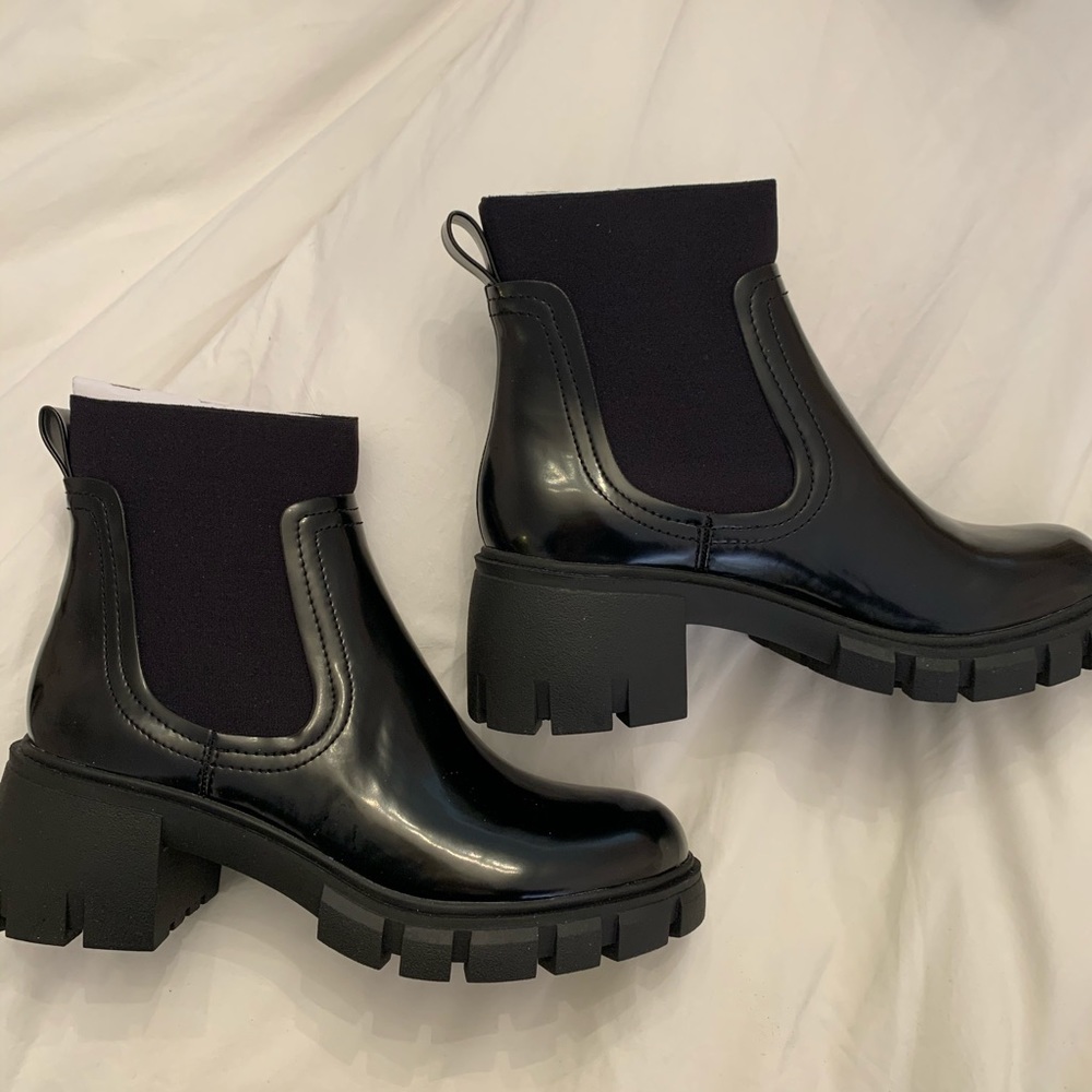 NEW Steven New York Hallsey Platform Chelsea Boot